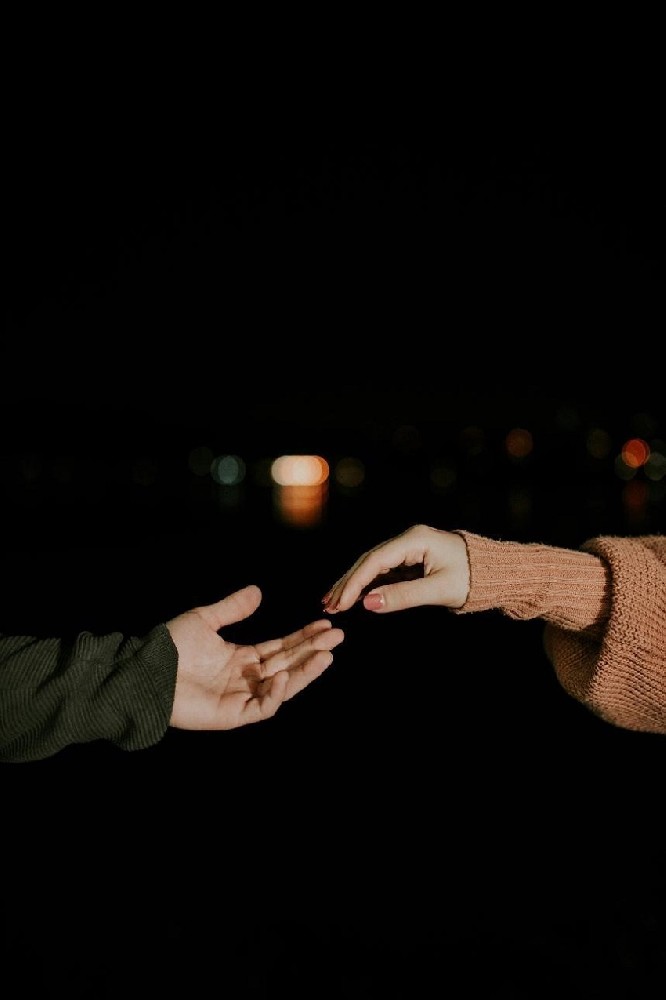 移植鲜胚还是冻胚更好？妊娠成功的选择指南