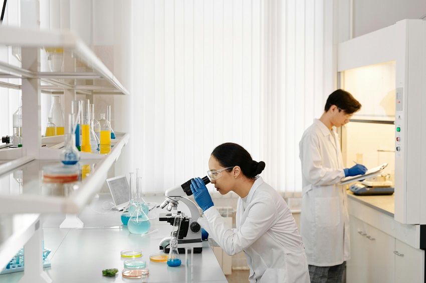 The True MVP of IVF Success: Why the Lab, Not Transfer, is Key to Mexico Surrogacy